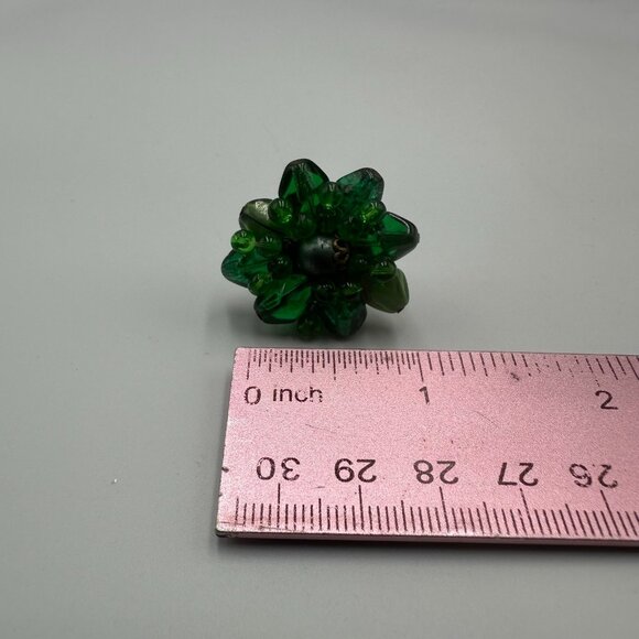 Vintage Green Glass Clip On Earrings Brass Tone Beaded Cluster Signed Germany - Picture 10 of 11